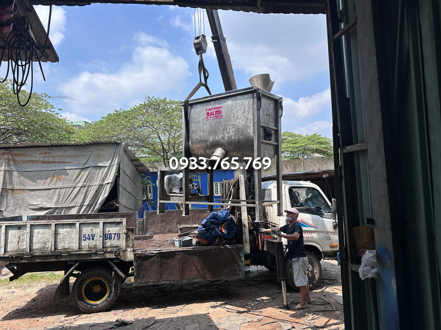 len duong di ban giao may tron dau ca